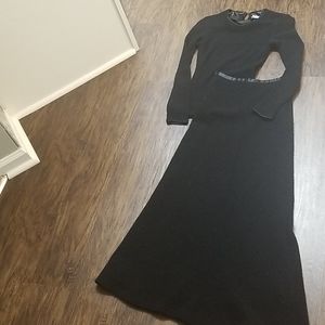 Beautiful knit 2 piece skirt set